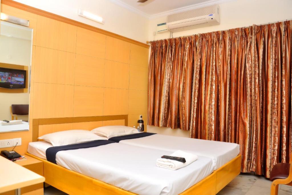 Nayagara Hotel Chennai Quarto foto