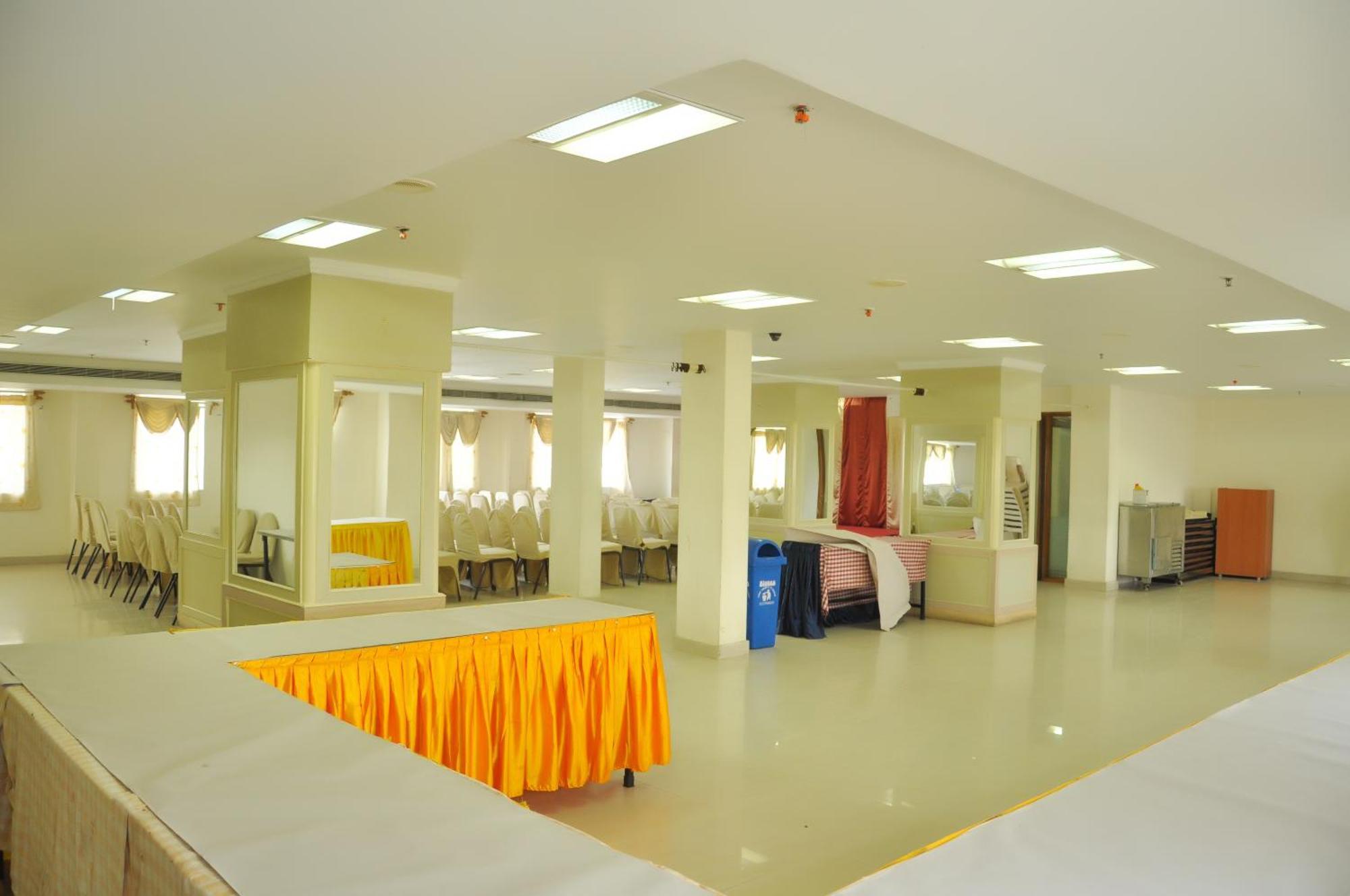 Nayagara Hotel Chennai Exterior foto